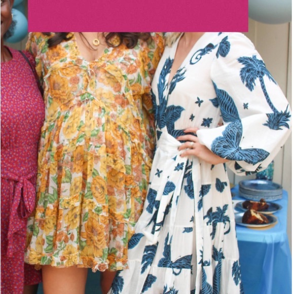 Banana Republic Blue and White Long Sleeve Dress - Picture 2 of 5